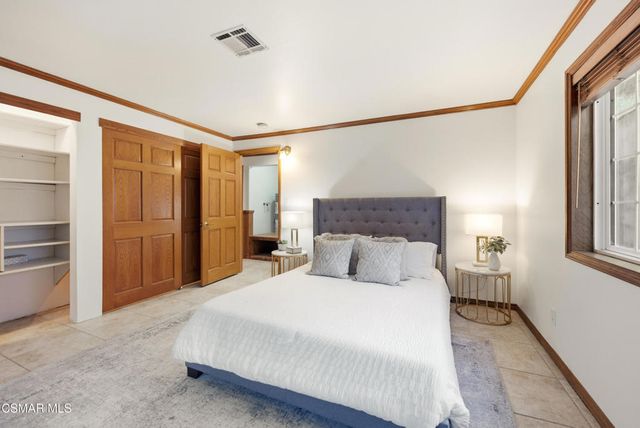 12141 Wildwood Trail, Sylmar, CA 91342