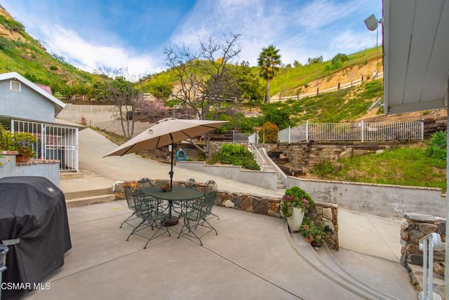 12141 Wildwood Trail, Sylmar, CA 91342