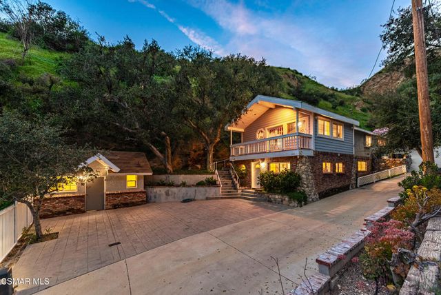 12141 Wildwood Trail, Sylmar, CA 91342