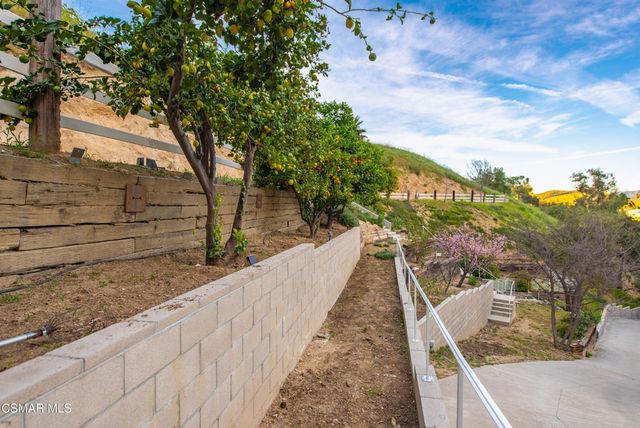 12141 Wildwood Trail, Sylmar, CA 91342