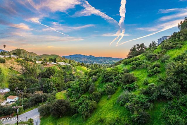 12141 Wildwood Trail, Sylmar, CA 91342