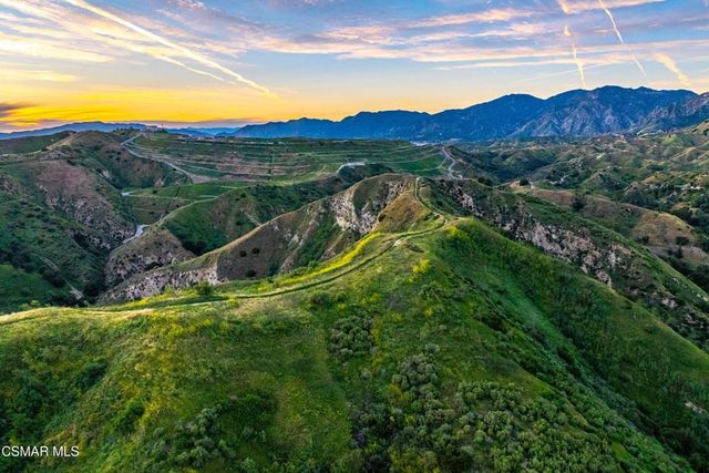 12141 Wildwood Trail, Sylmar, CA 91342