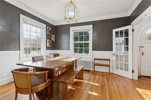 106 James River DR, Newport News, VA 23601