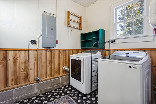 106 James River DR, Newport News, VA 23601