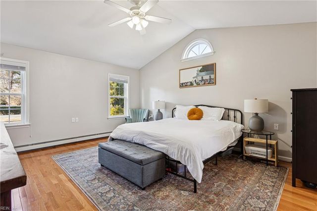 106 James River DR, Newport News, VA 23601