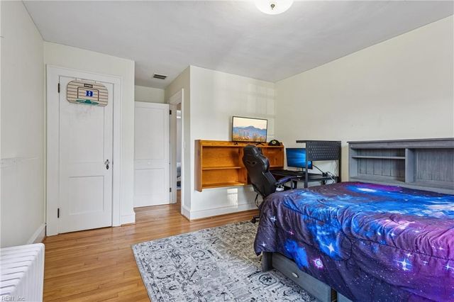 106 James River DR, Newport News, VA 23601