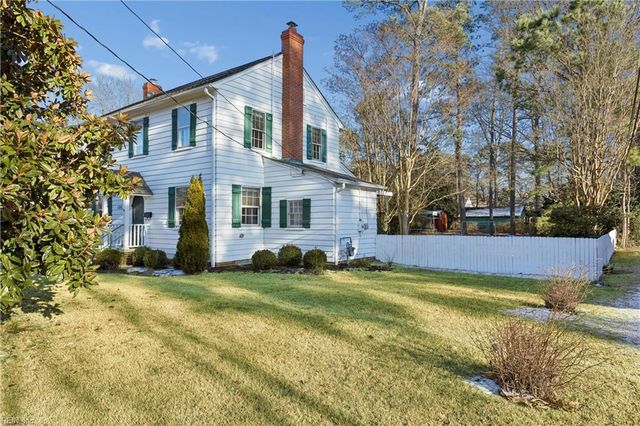 106 James River DR, Newport News, VA 23601