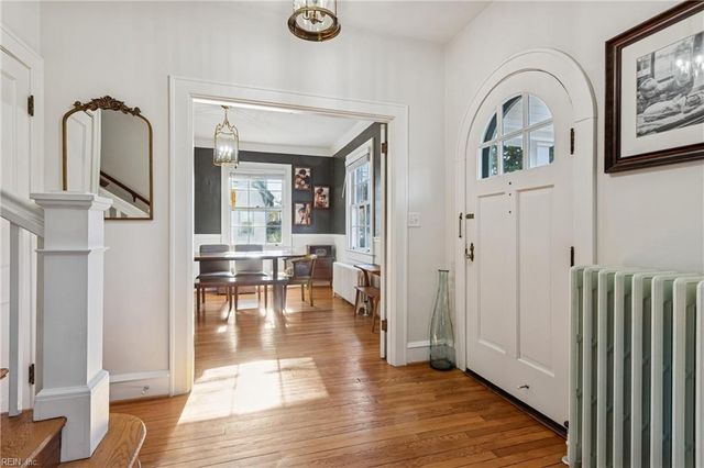 106 James River DR, Newport News, VA 23601