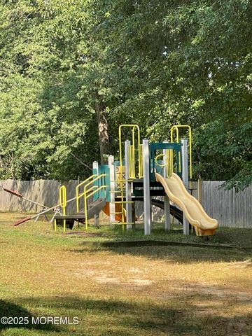 289 Main Street 10N, Spotswood, NJ 08884