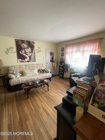 289 Main Street 10N, Spotswood, NJ 08884