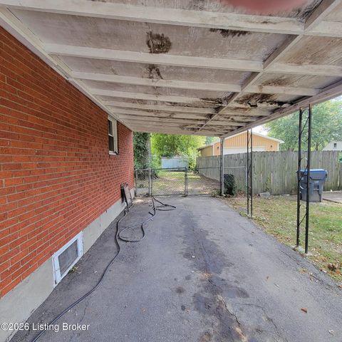 6004 Noah Dr, Louisville, KY 40258