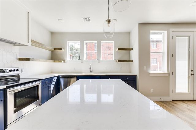 1711 NW 11th Street, Oklahoma City, OK 73106