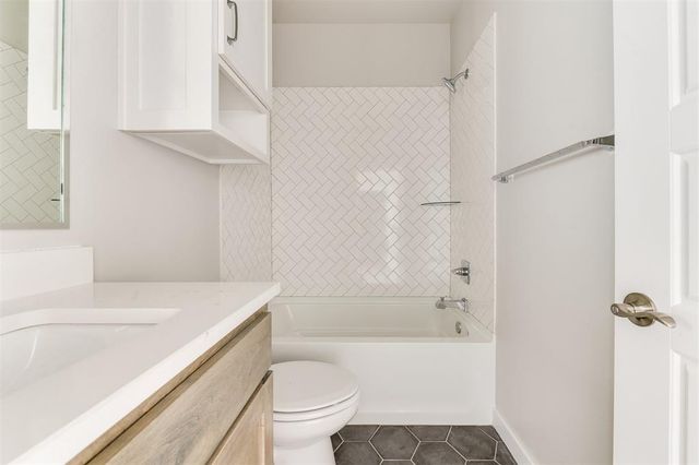 1711 NW 11th Street, Oklahoma City, OK 73106