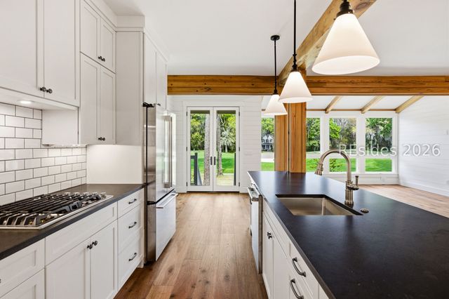 20 Plantation Homes Dr, Daufuskie Island, SC 29915