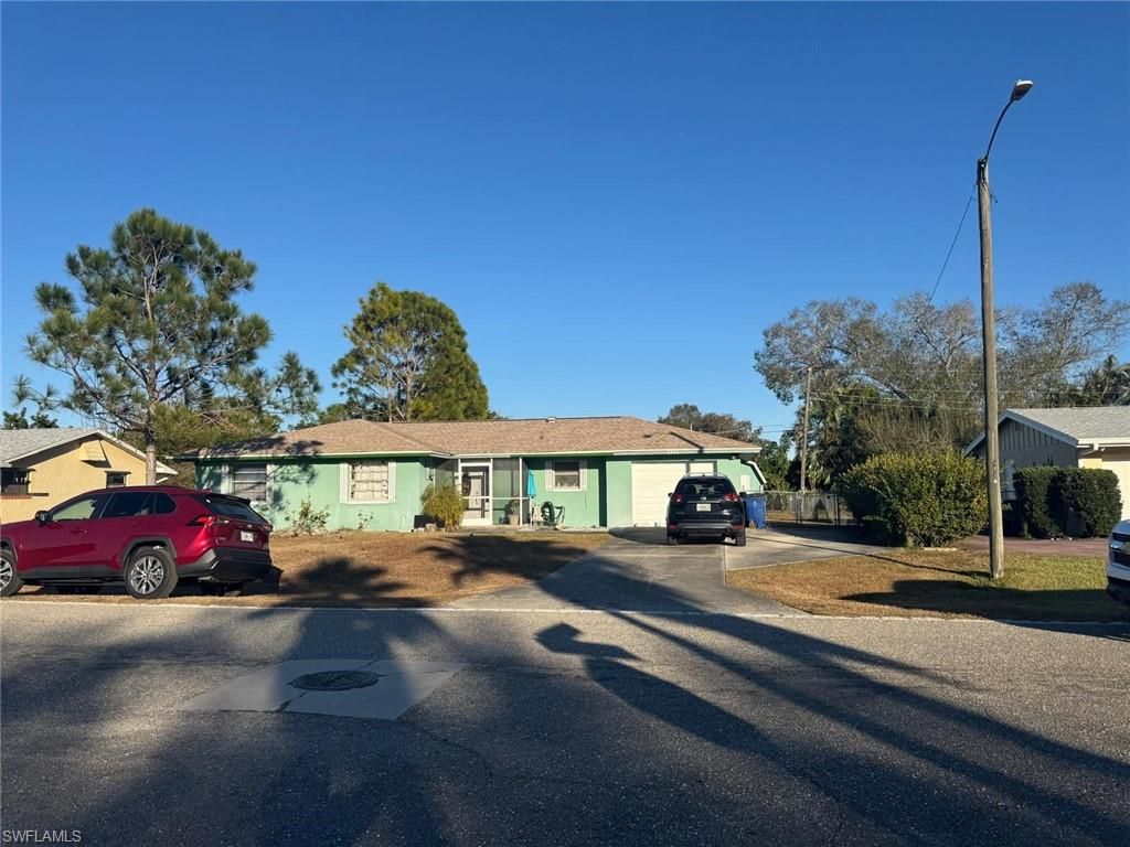 2202 Parkview DR, Fort Myers, FL 33905