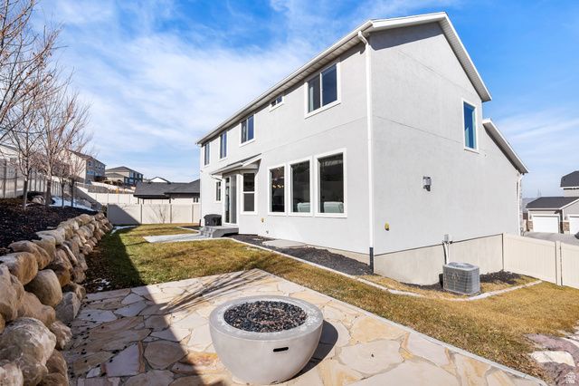 583 W DEER MEADOW DR, Saratoga Springs, UT 84045