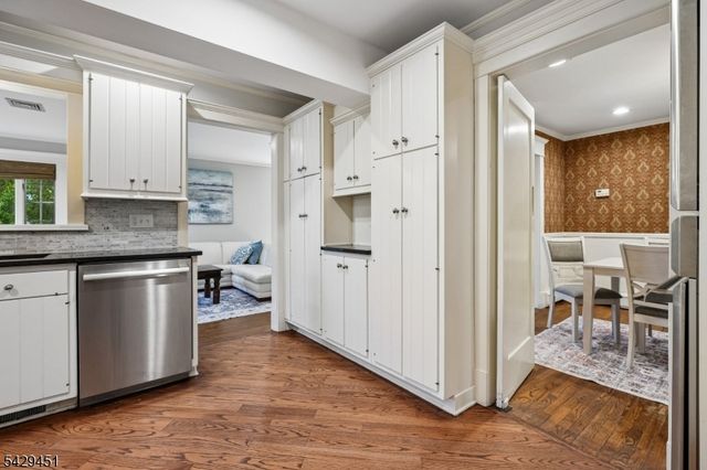 173 Highland Ave, Ridgewood Village, NJ 07450
