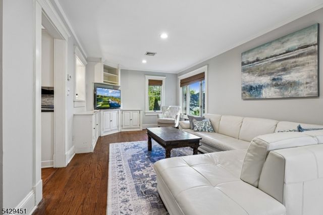 173 Highland Ave, Ridgewood Village, NJ 07450