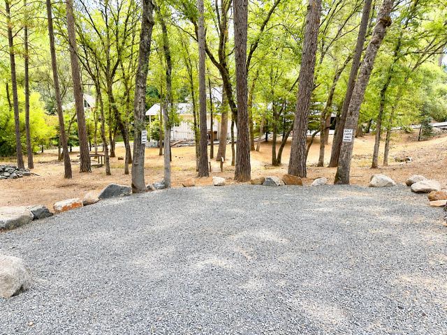 19373 Explorer Ct, Penn Valley, CA 95946