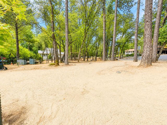19373 Explorer Ct, Penn Valley, CA 95946