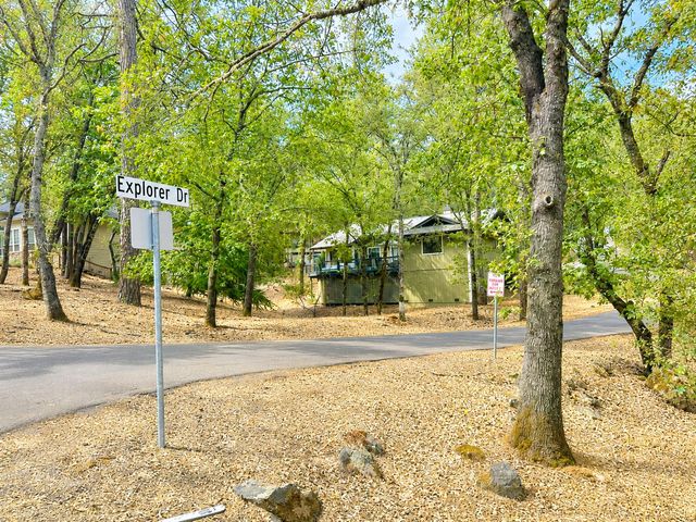 19373 Explorer Ct, Penn Valley, CA 95946