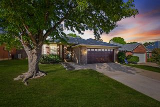 2122 Stoneridge Drive, Keller, TX 76248