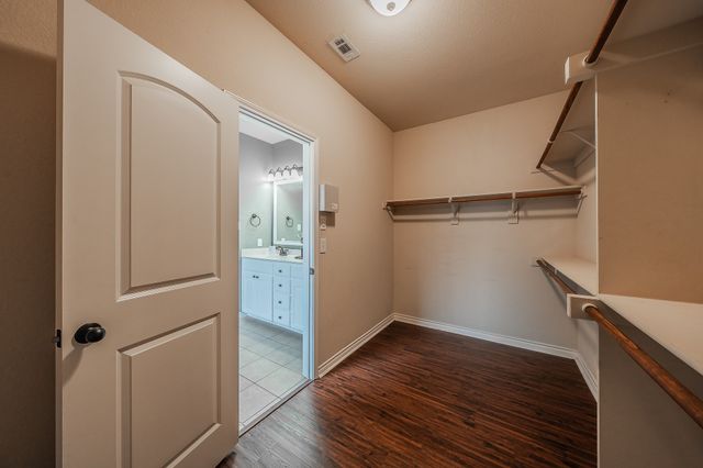1223 Lantana Lane, Burleson, TX 76028