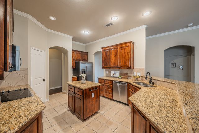 1223 Lantana Lane, Burleson, TX 76028