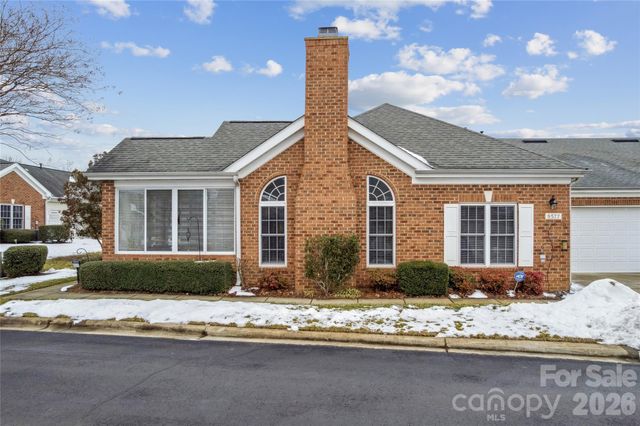 8577 Highland Glen Drive, Charlotte, NC 28269
