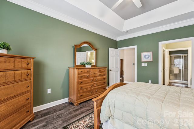 8577 Highland Glen Drive, Charlotte, NC 28269