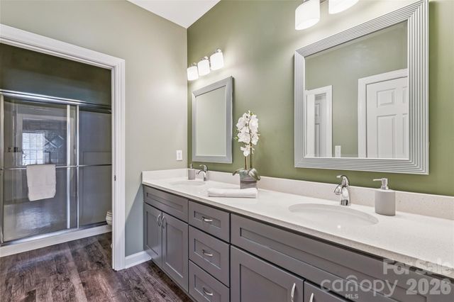 8577 Highland Glen Drive, Charlotte, NC 28269