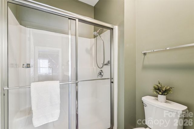 8577 Highland Glen Drive, Charlotte, NC 28269