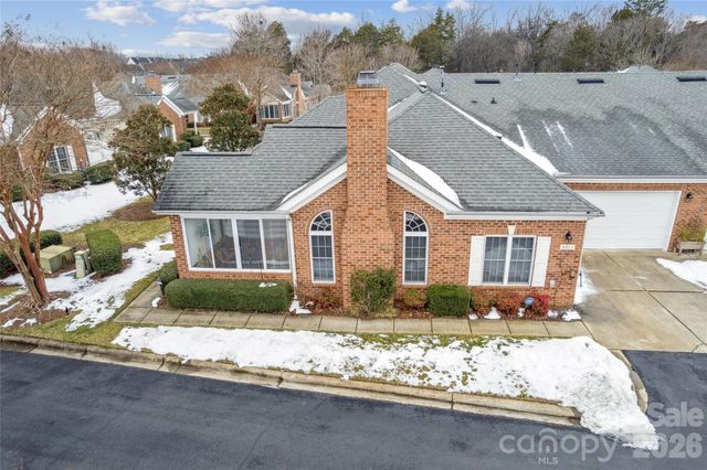 8577 Highland Glen Drive, Charlotte, NC 28269