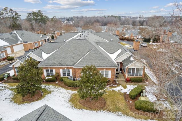 8577 Highland Glen Drive, Charlotte, NC 28269