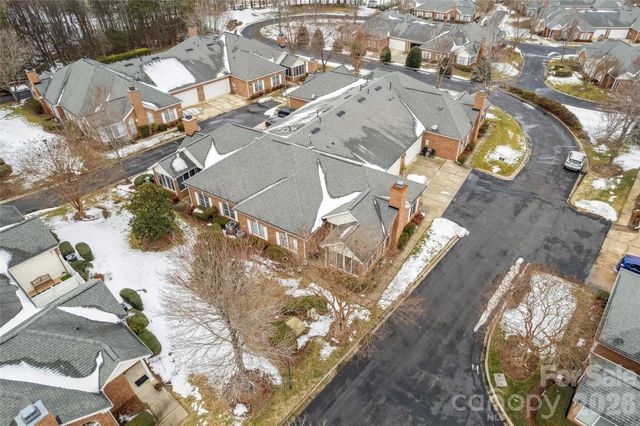 8577 Highland Glen Drive, Charlotte, NC 28269