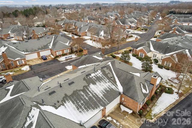 8577 Highland Glen Drive, Charlotte, NC 28269