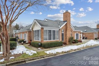 8577 Highland Glen Drive, Charlotte, NC 28269