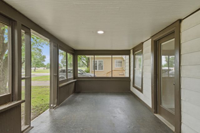 405 N Smith Street, Vinita, OK 74301