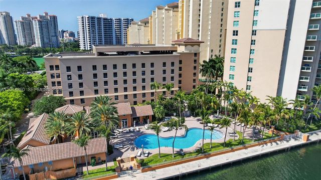 3330 NE 190th St 1817, Aventura, FL 33180