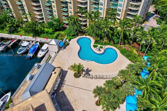 3330 NE 190th St 1817, Aventura, FL 33180