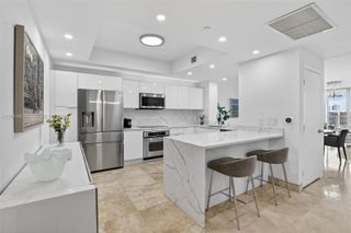 3330 NE 190th St 1817, Aventura, FL 33180