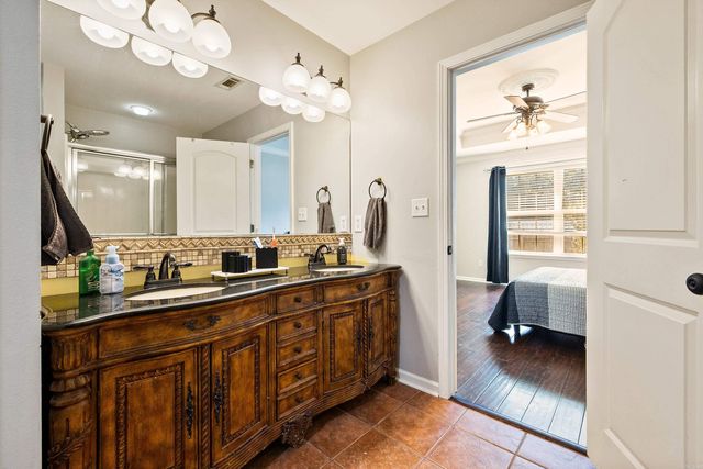2316 Pleasant Forest Drive, Benton, AR 72015