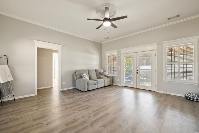 2316 Pleasant Forest Drive, Benton, AR 72015