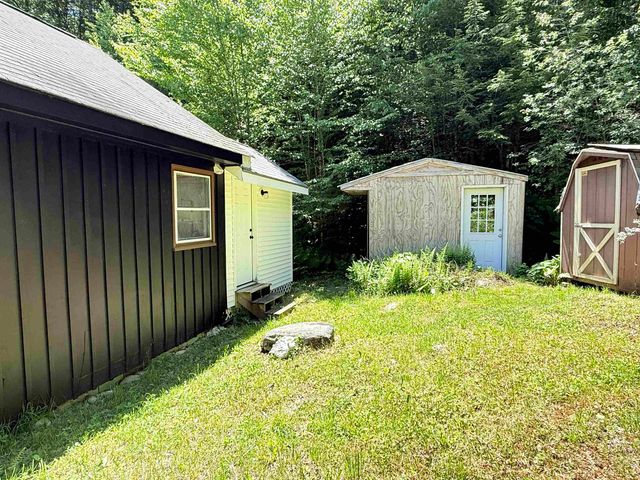 8 Beech Tree Lane, Newfane, VT 05345