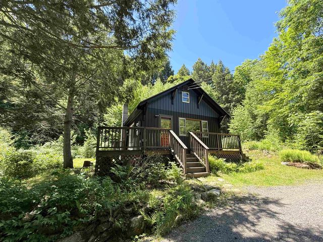 8 Beech Tree Lane, Newfane, VT 05345