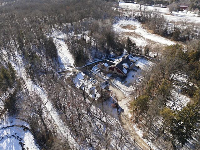 S91W37885 Antique LANE, Eagle, WI 53119