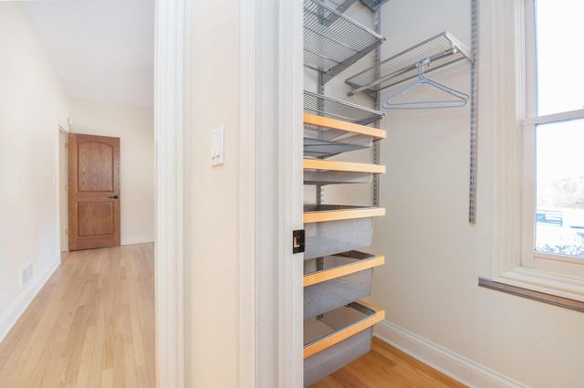 S91W37885 Antique LANE, Eagle, WI 53119