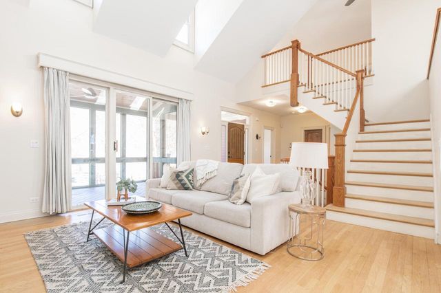 S91W37885 Antique LANE, Eagle, WI 53119