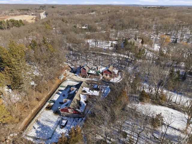 S91W37885 Antique LANE, Eagle, WI 53119