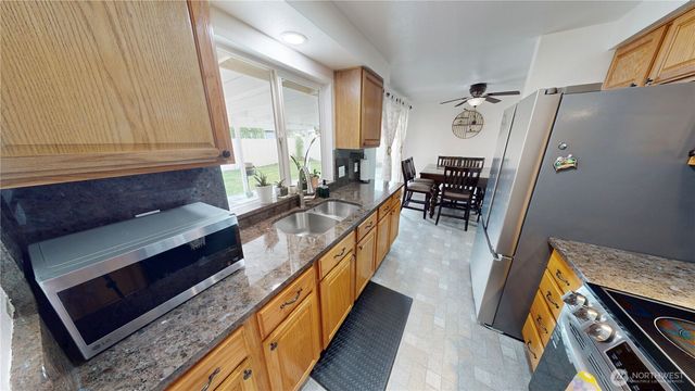 218 S 24th Street S, Mount Vernon, WA 98274